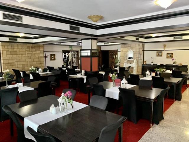 فندق Nocowanie Restauracja Wenecka Klobuck المظهر الخارجي الصورة